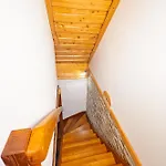 בית נופש Emaj With Sauna