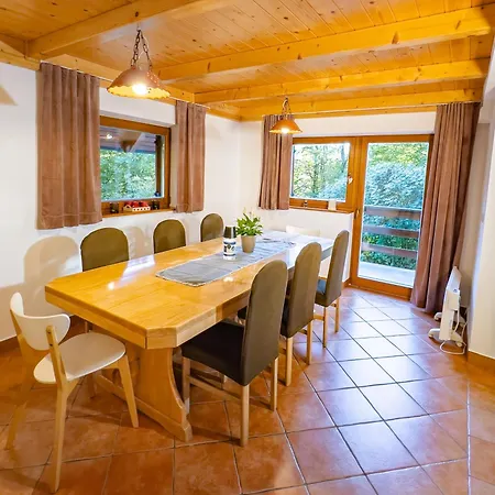 Hébergement de vacances Emaj With Sauna