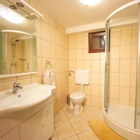 Hébergement de vacances Emaj With Sauna Krška Vas